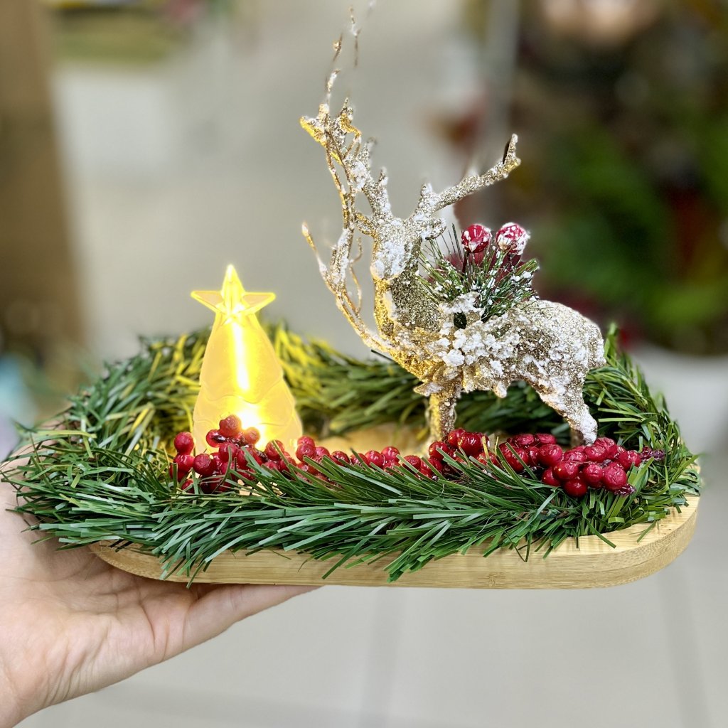Arranjo natalino com vela de led 
