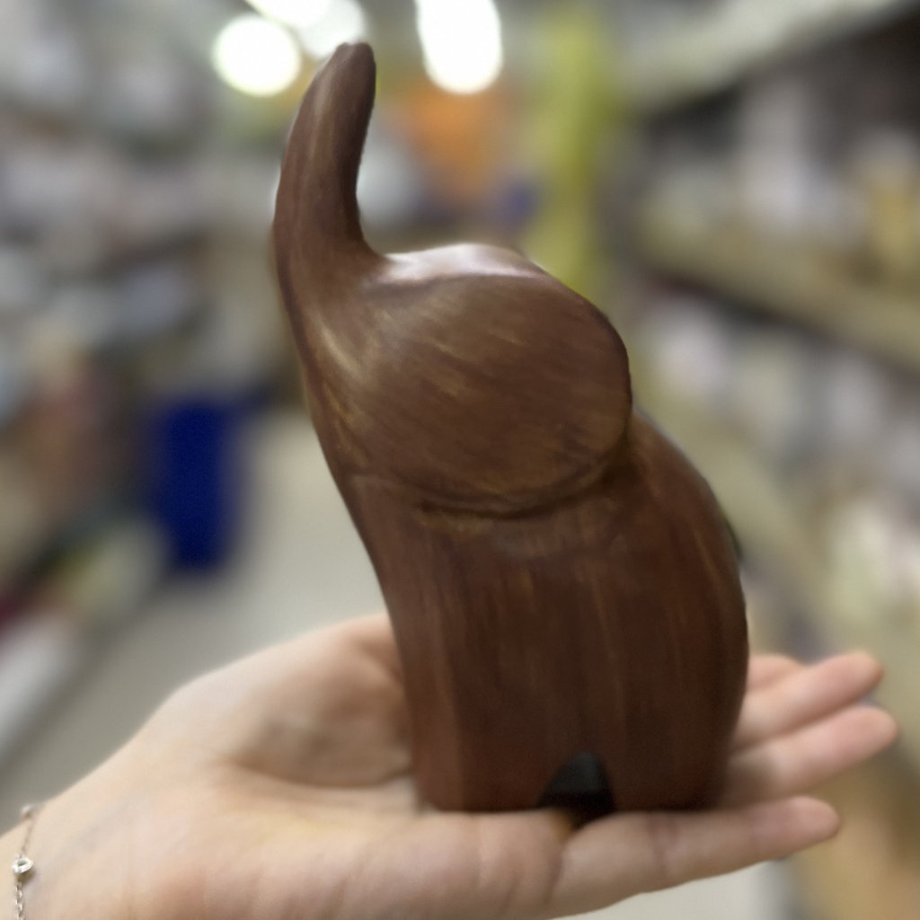 Escultura elefante em poliresina 