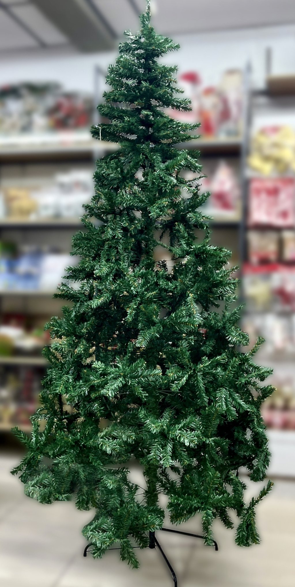 Árvore de Natal verde 2,40m 570 galhos 