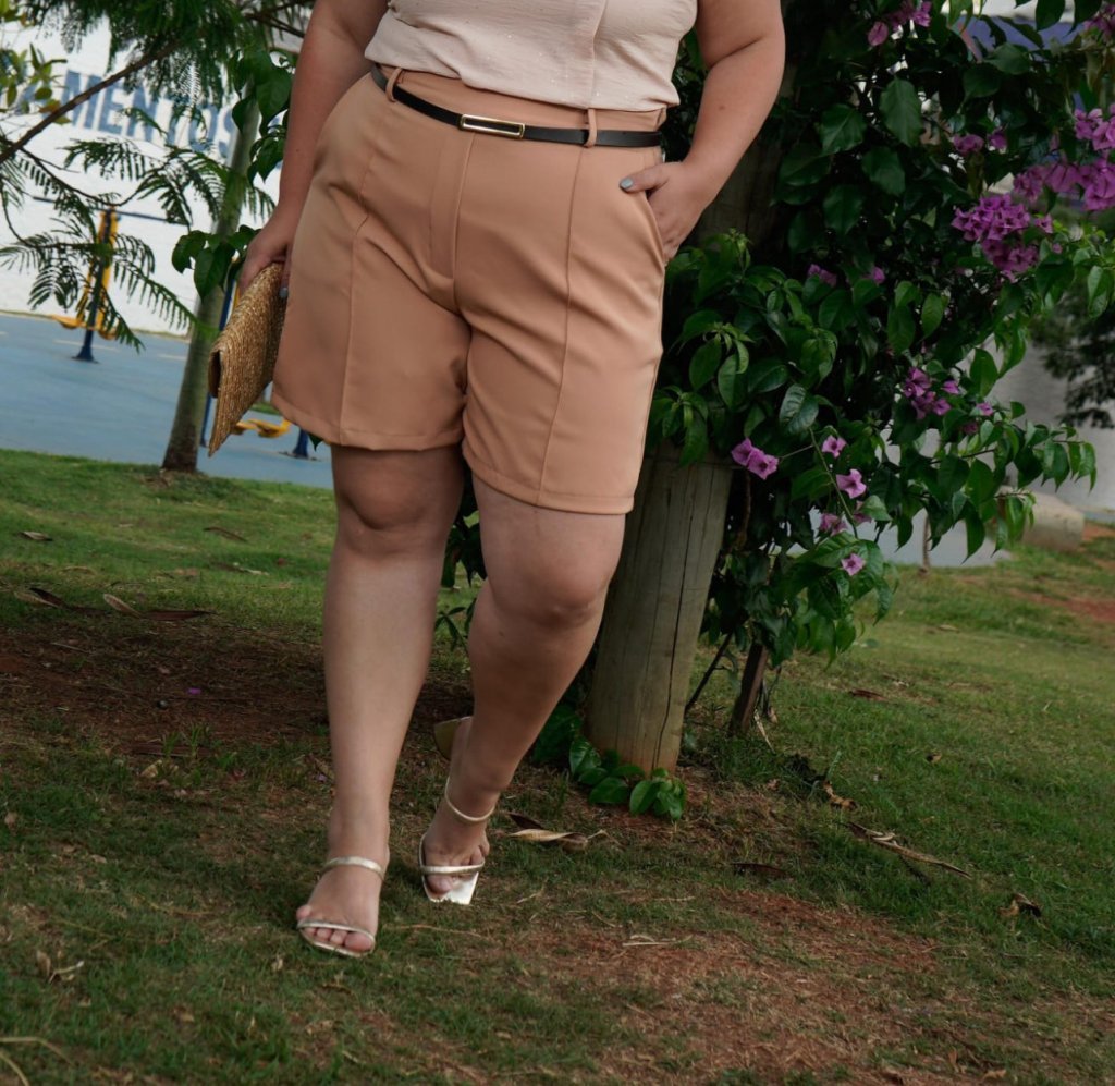 Bermuda Plus Size Alfaiataria 