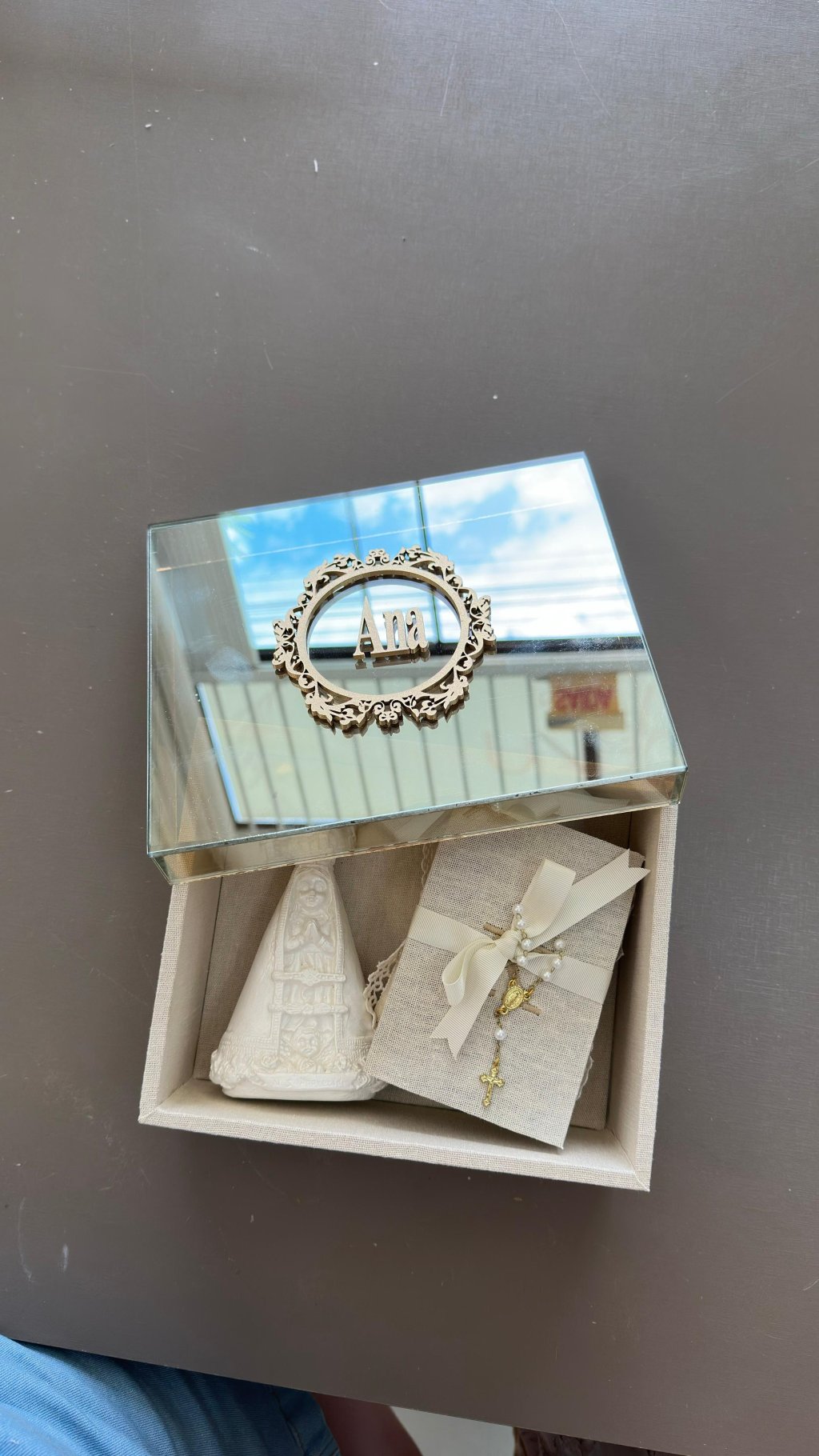 Convite de padrinhos luxo com 1 Nossa Senhora e livro de Salmo 