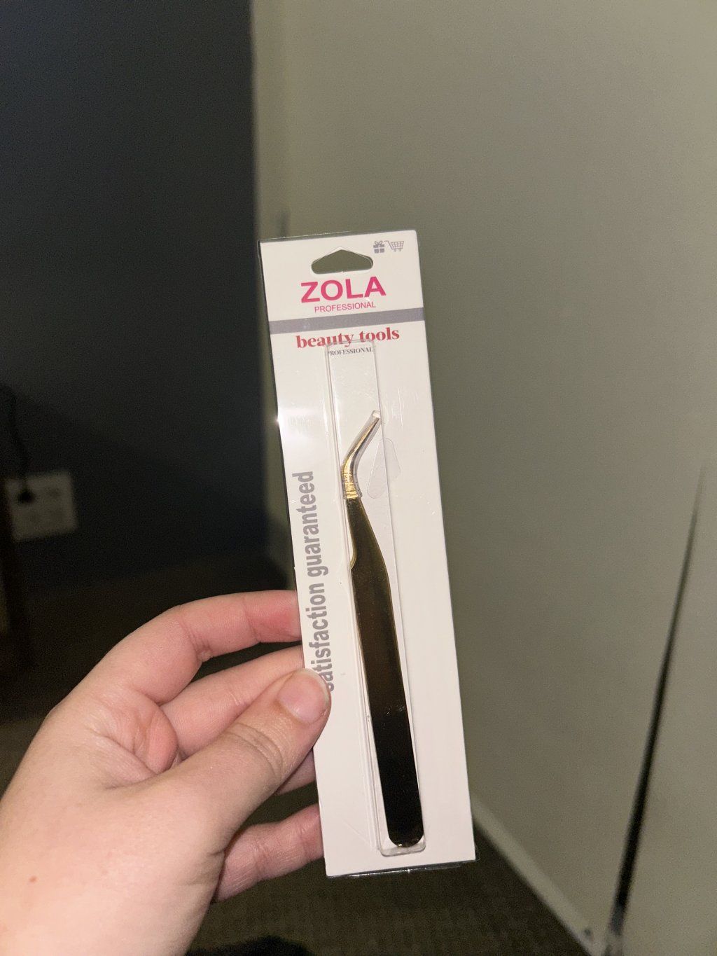 Pinça dourada cílios