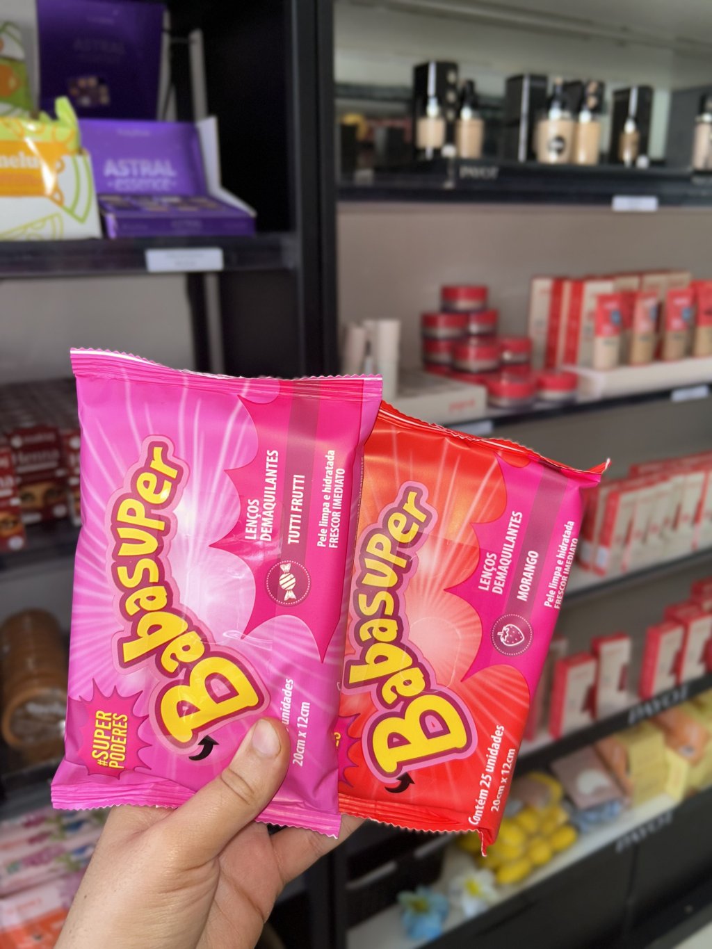 Box com 6 lenço demaquilante Super poderes 