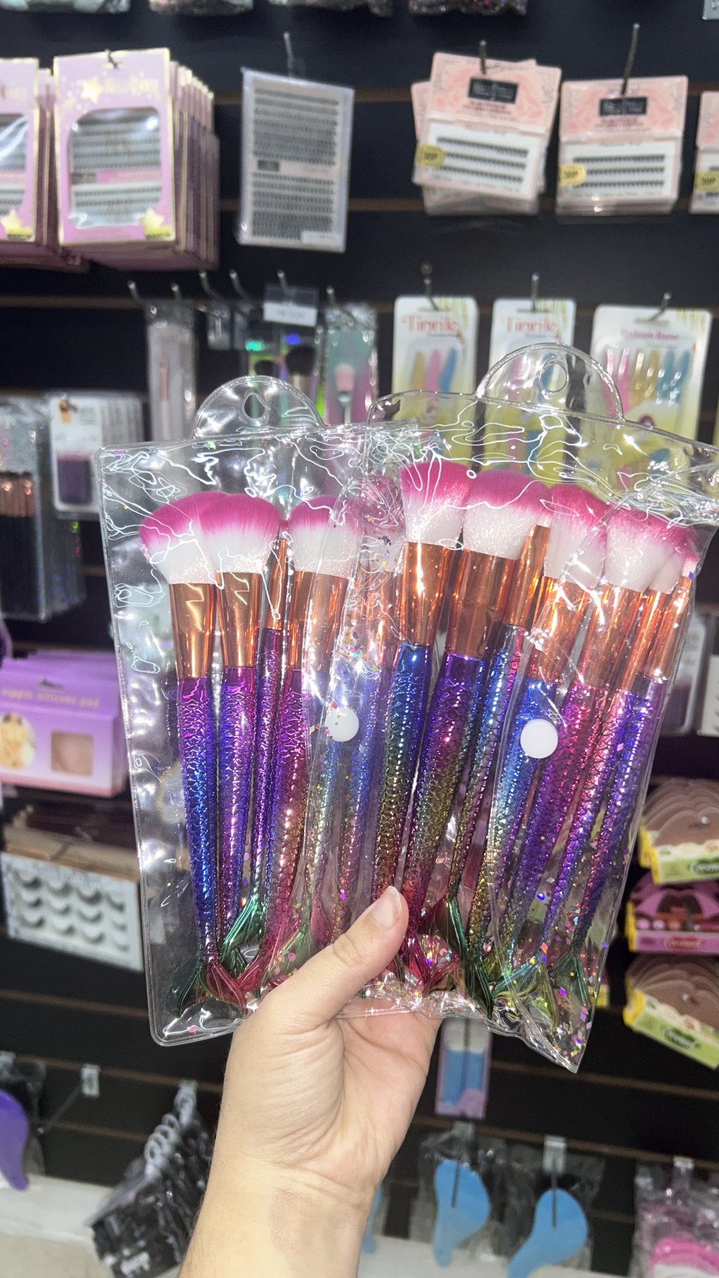 Box com 6 kit de pincéis de sereia 