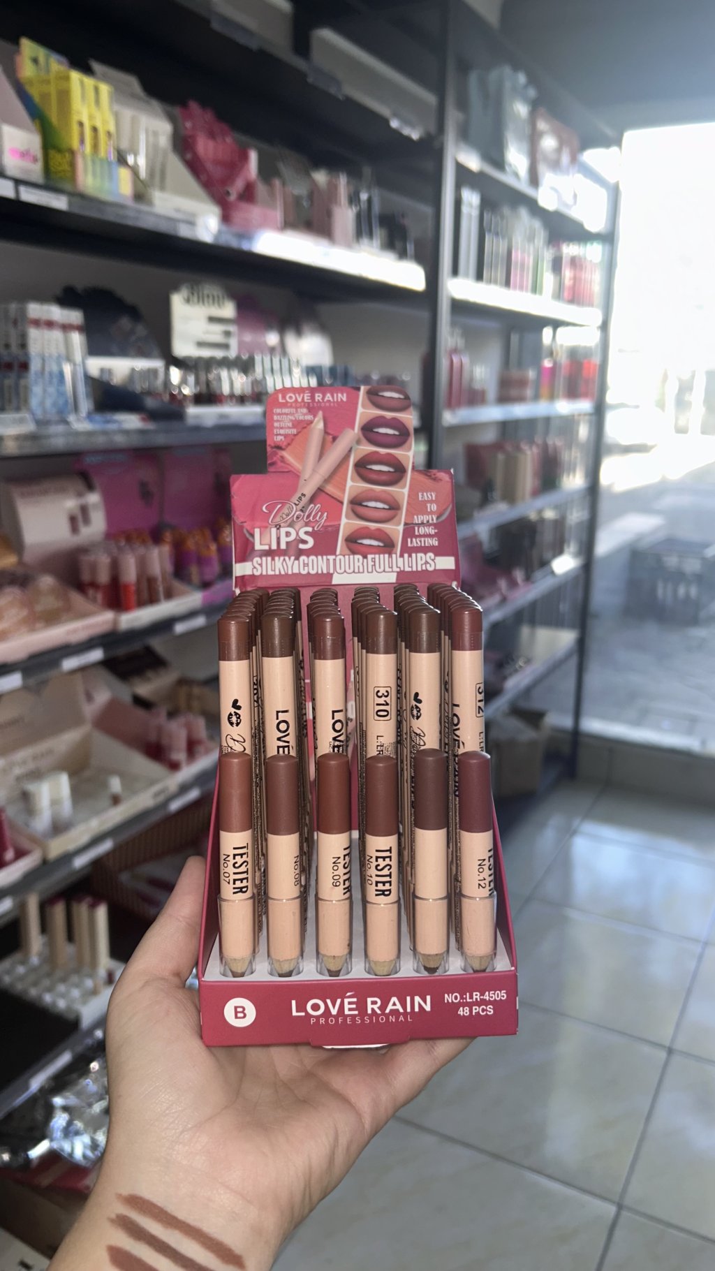 Lápis labial marrom 