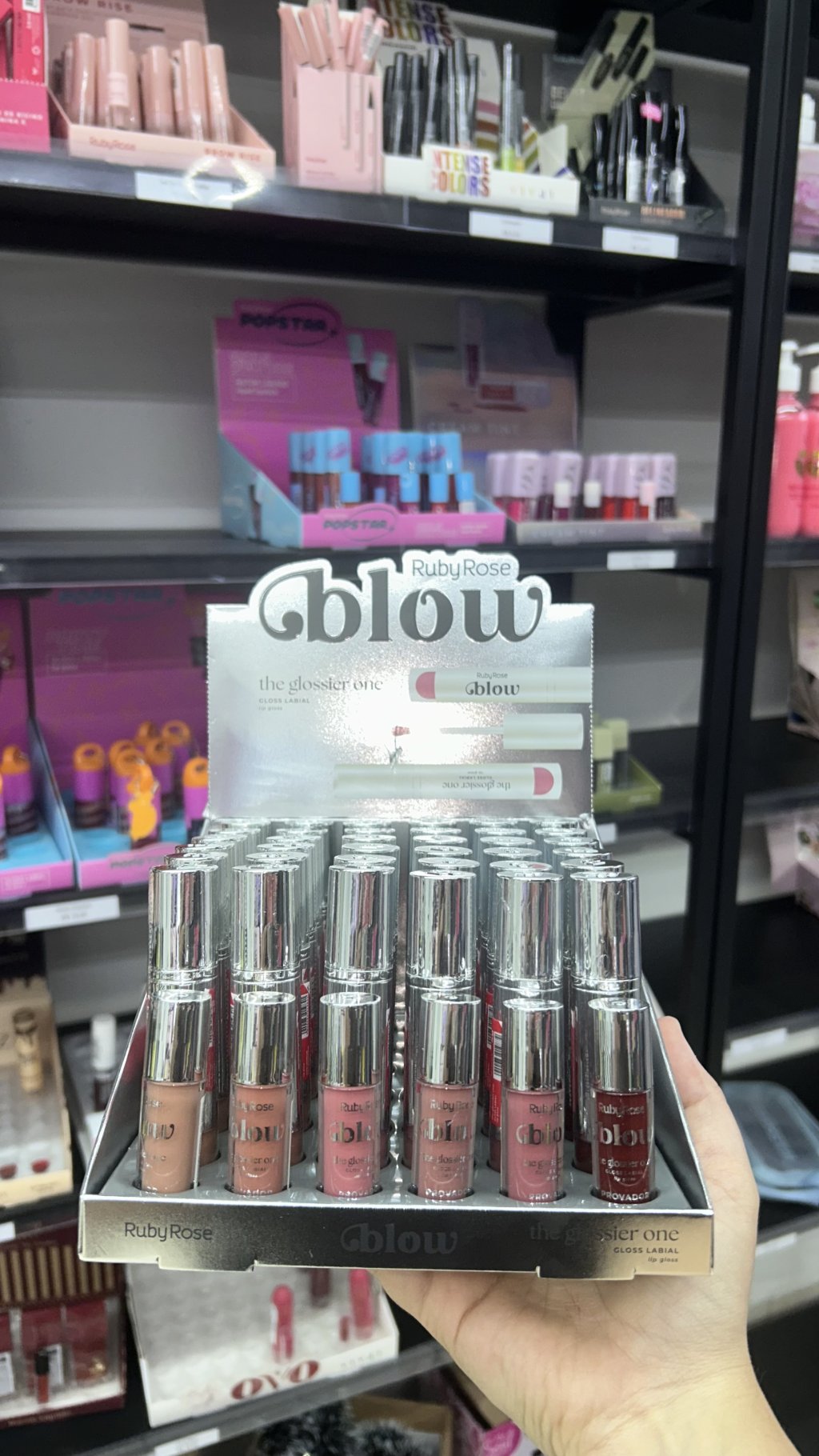 Gloss labial Glow Glossier one Ruby Rose 