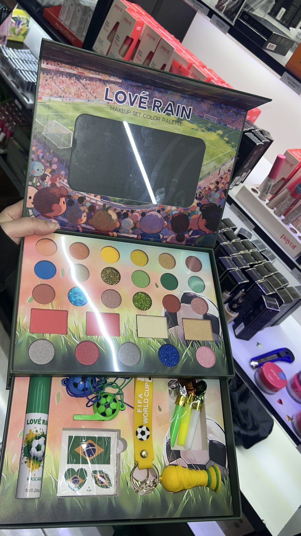 Kit de sombras e acessórios copa 