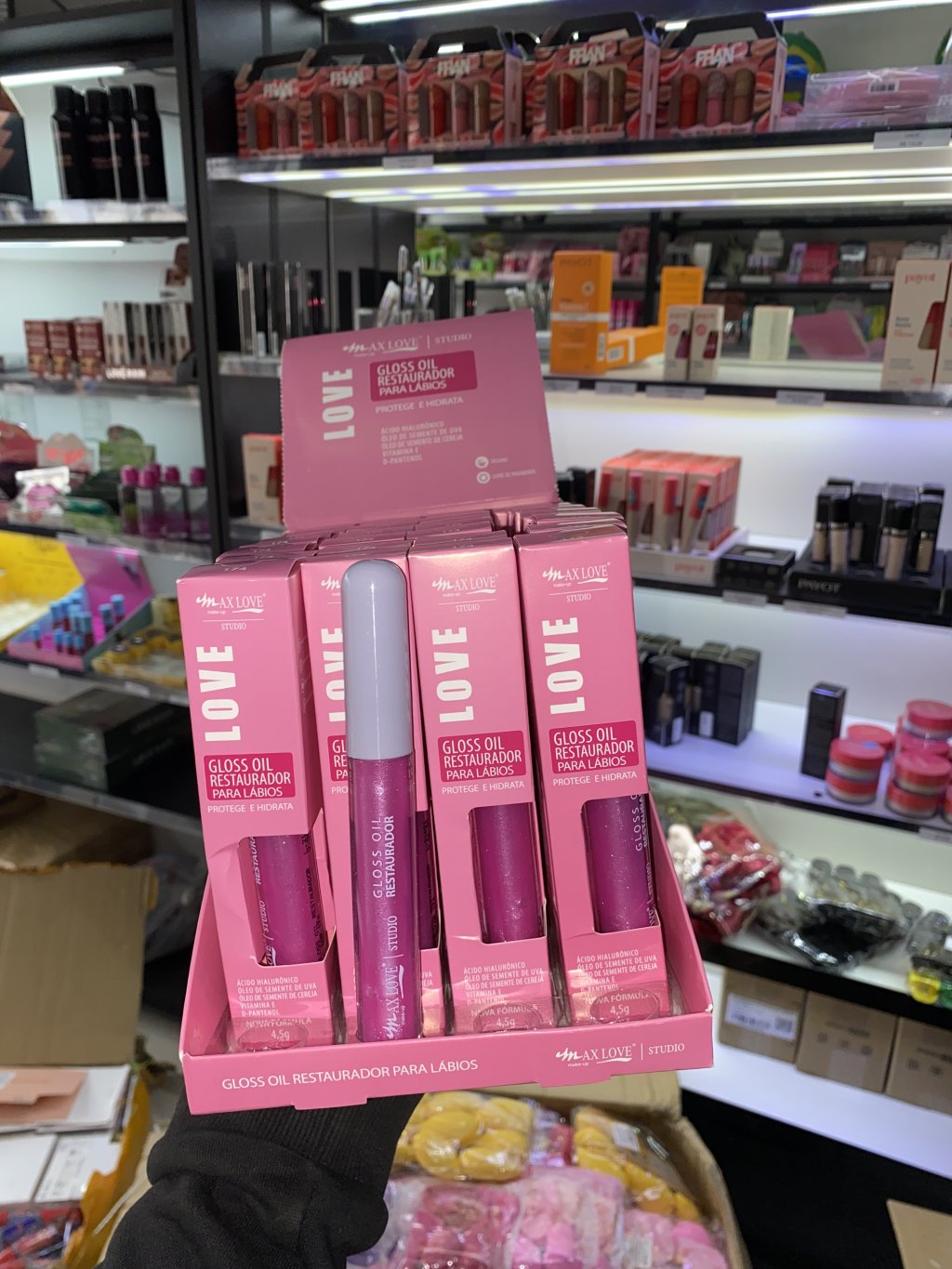 Gloss rosado Max love 