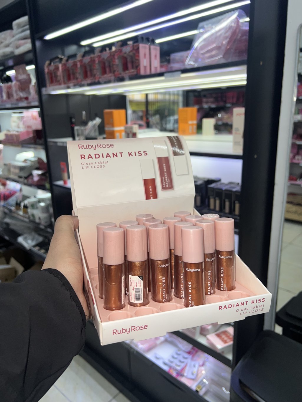 Gloss Radiant Kiss Ruby Rose