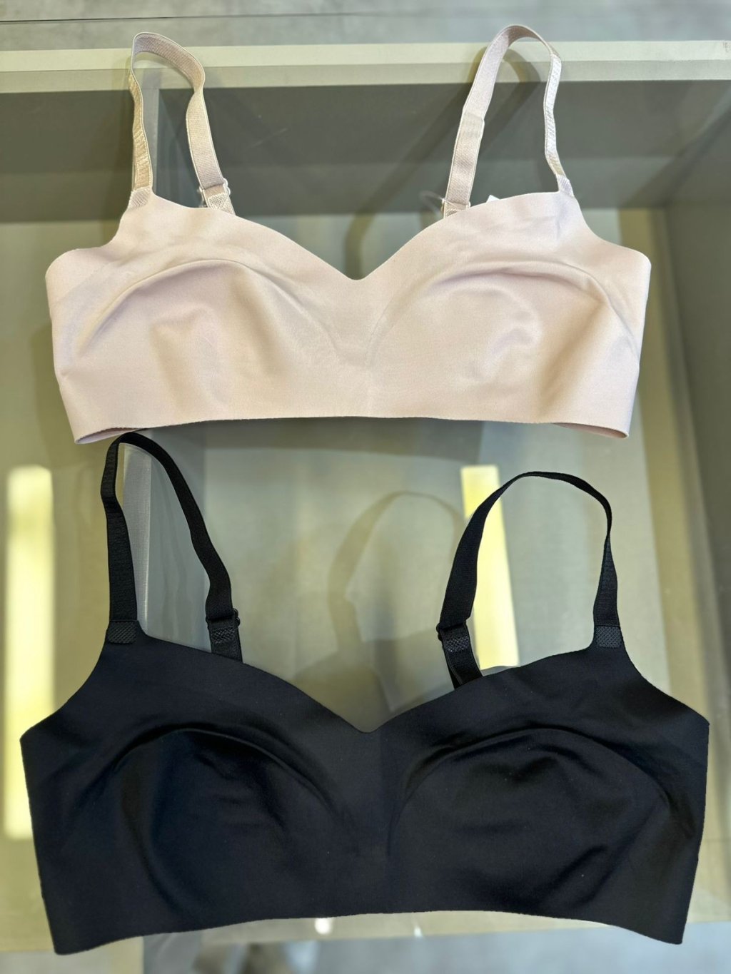 top Valisere cortado a laser 