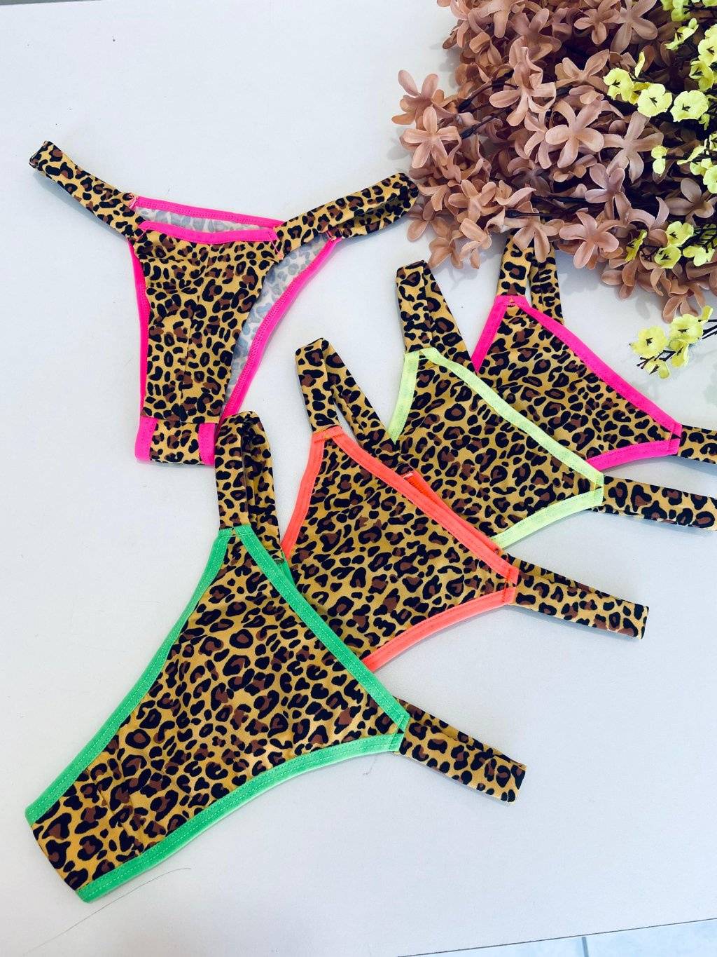 Calcinha 195 Animal Print Neon