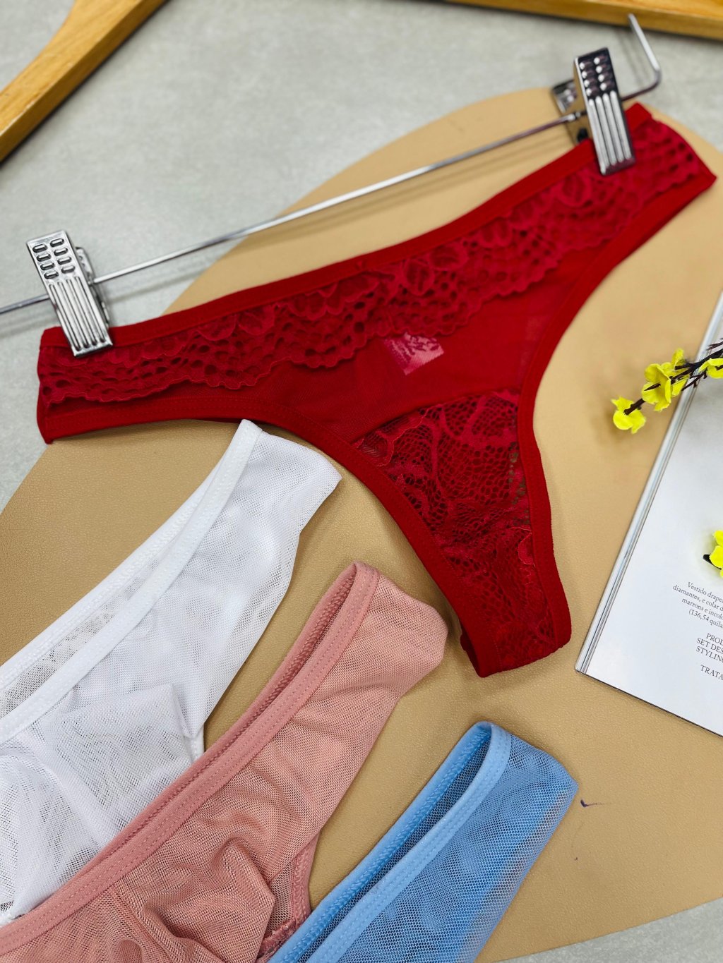 Tanga Tule/ Renda