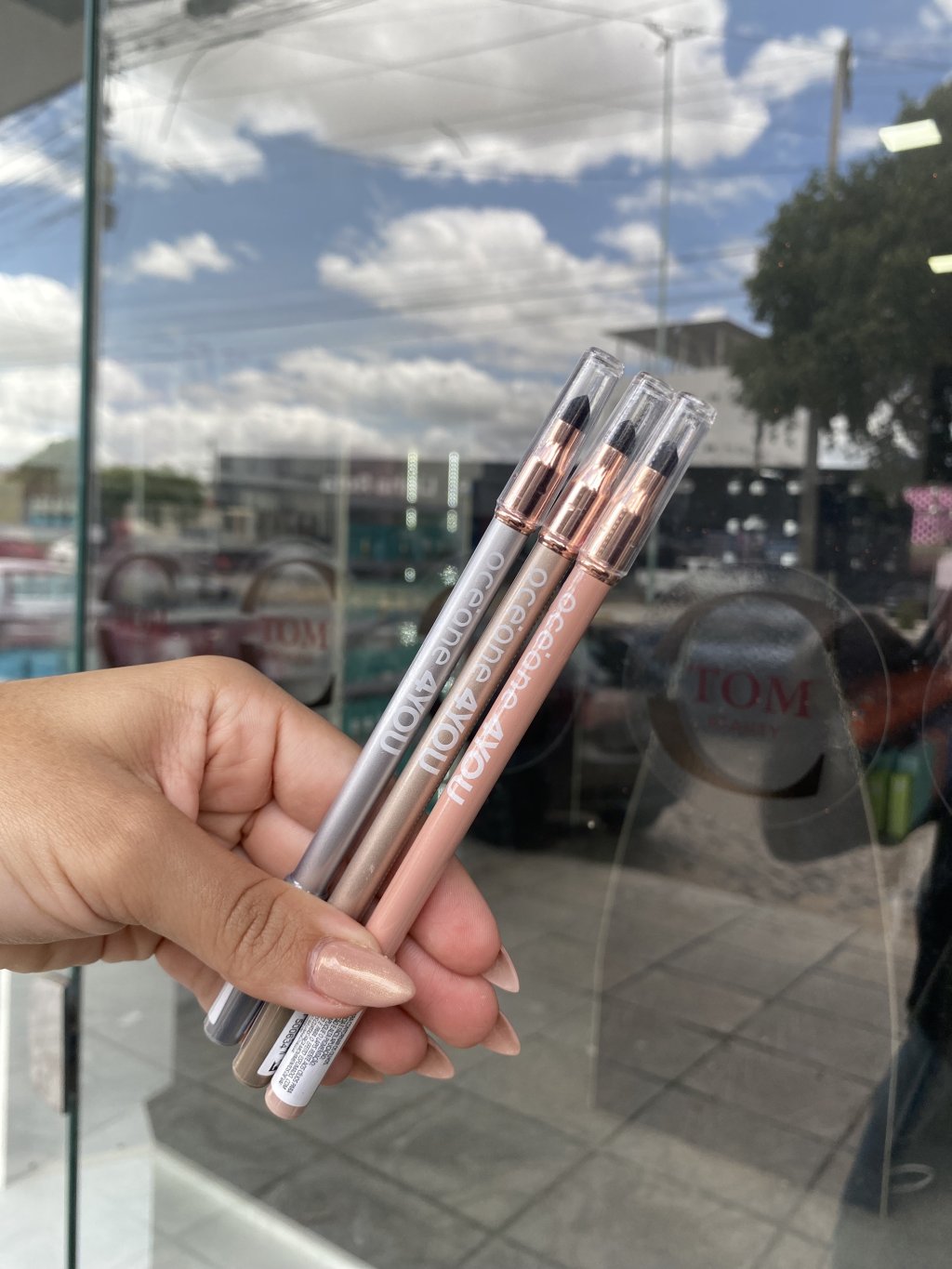 Lápis  Shine Eye Pencil by Oceane