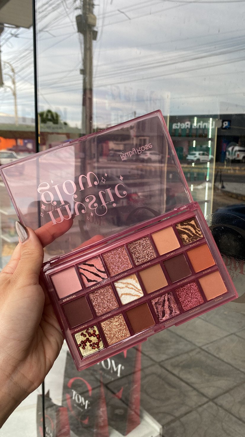 Paletas Mystic Glow 18 Cores  - RUBY ROSE