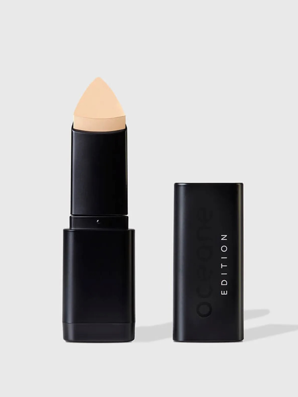        Cor Corretivo em Bastão Claro 2.3 - Concealer Stick Océane Edition 3,5g