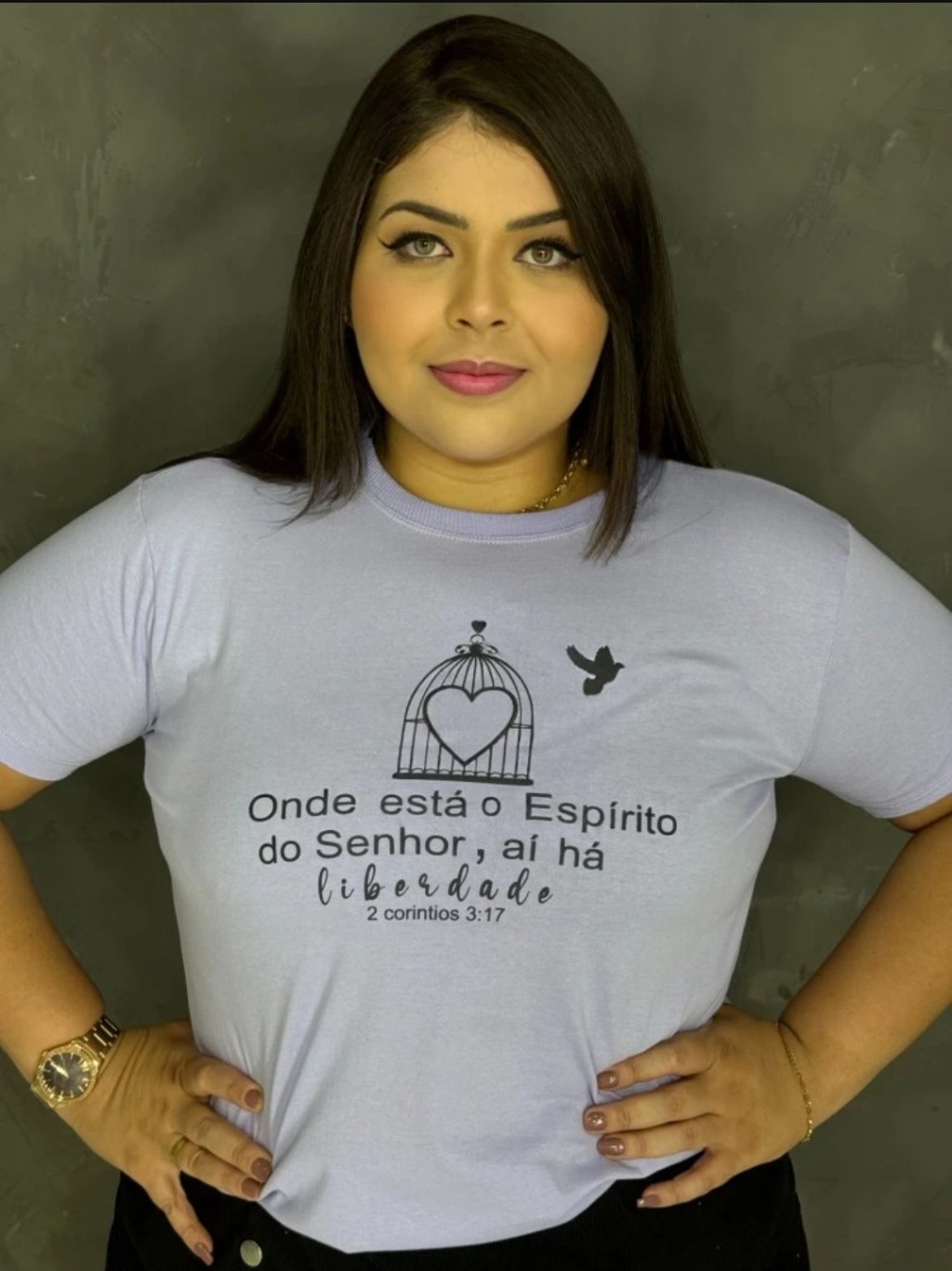 Onde está o Espírito do Senhor aí há liberdade / Lilás 