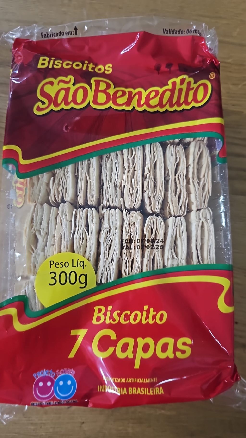 Biscoito 7 capas 