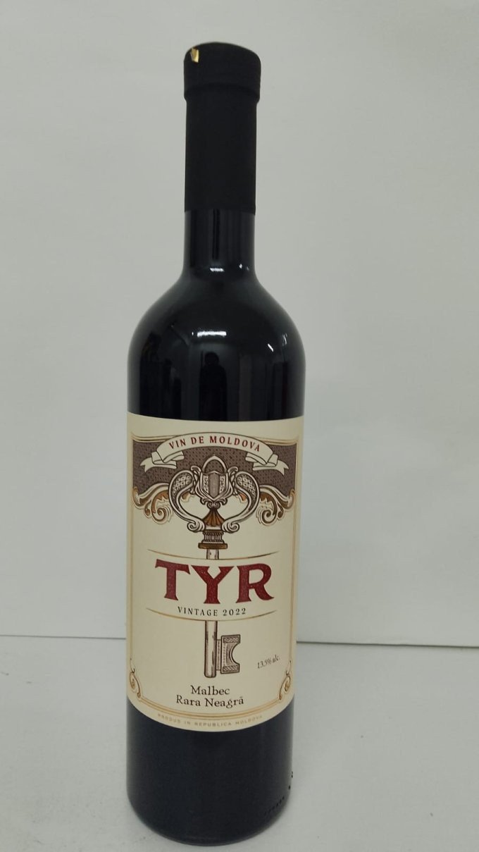 Tyr Malbec Rara Neagra Tinto 750ml